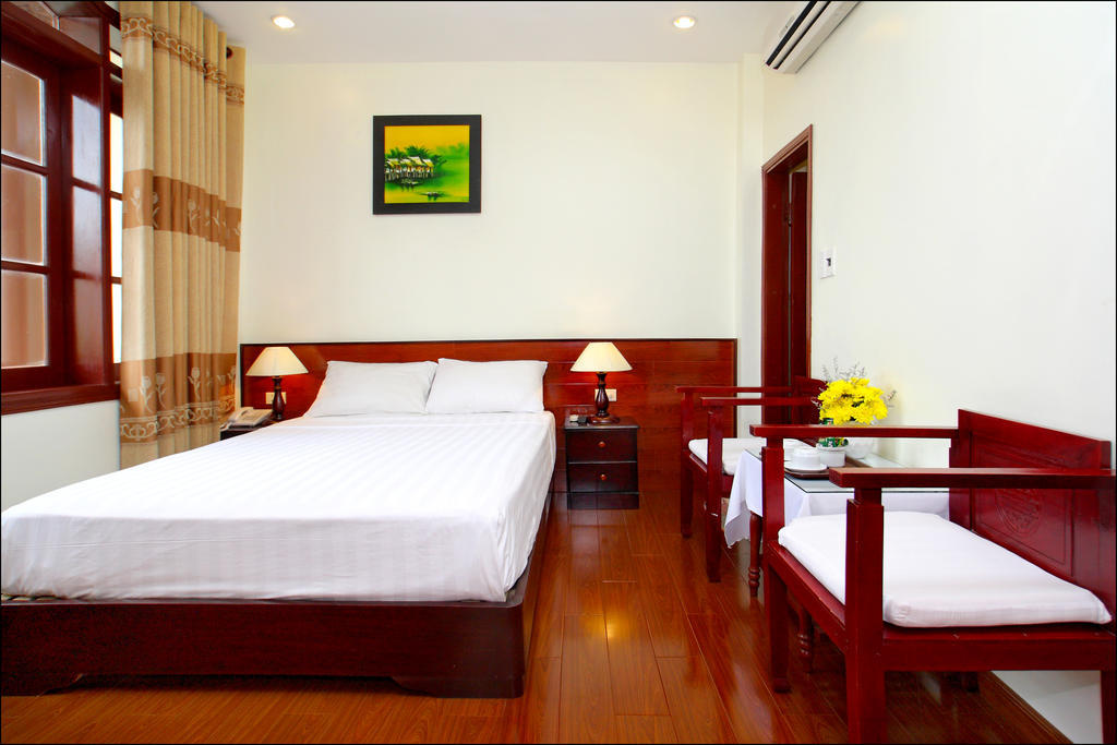 Nhi Trung Hotel 호이안 객실 사진