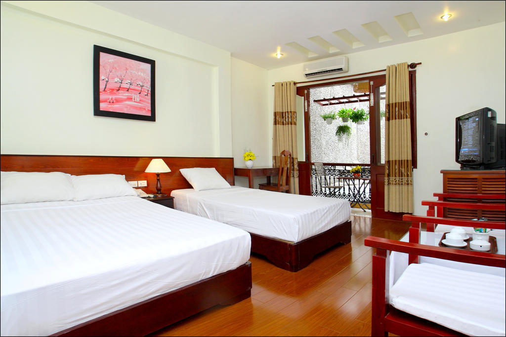 Nhi Trung Hotel 호이안 객실 사진